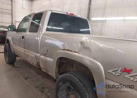 2003 Chevrolet Silverado 2500Hd Ls из США, поврежденный, VIN 1GCHK29193E117684